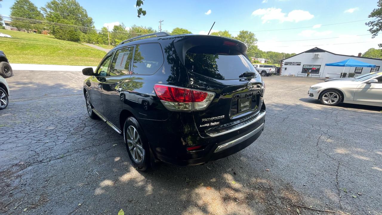 Nissan Pathfinder SV 4WD 2015