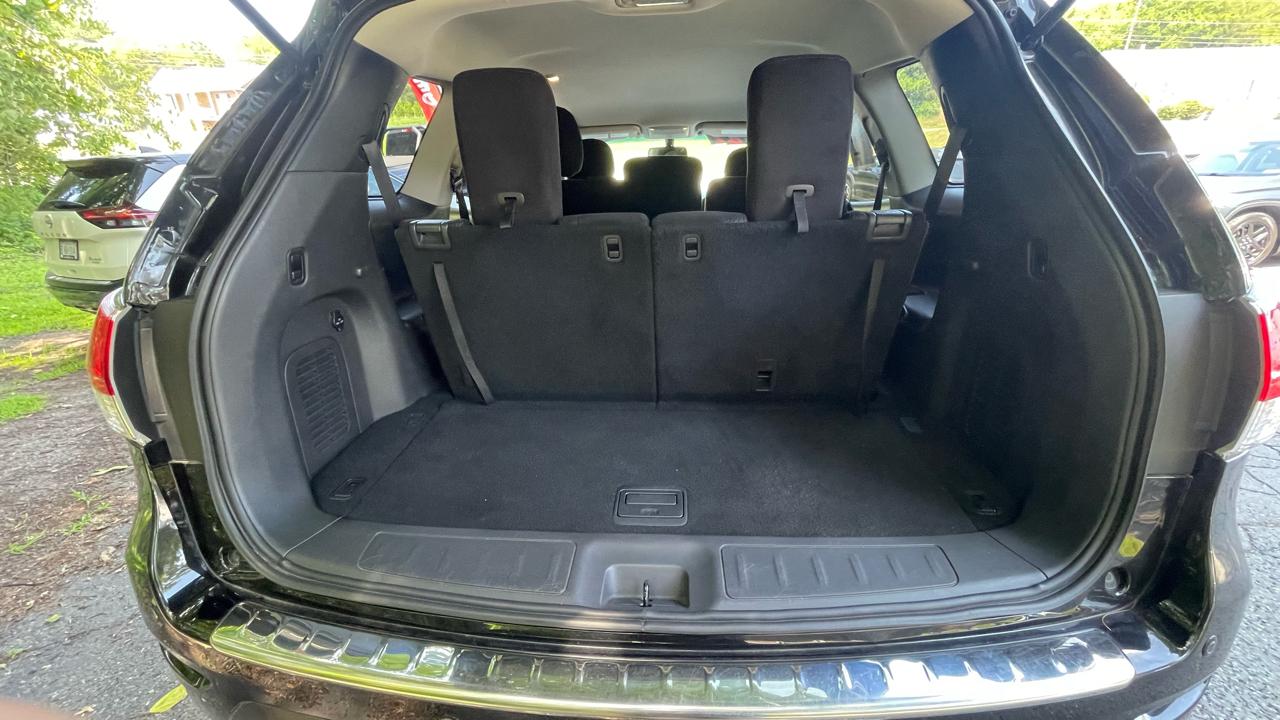 Nissan Pathfinder SV 4WD 2015