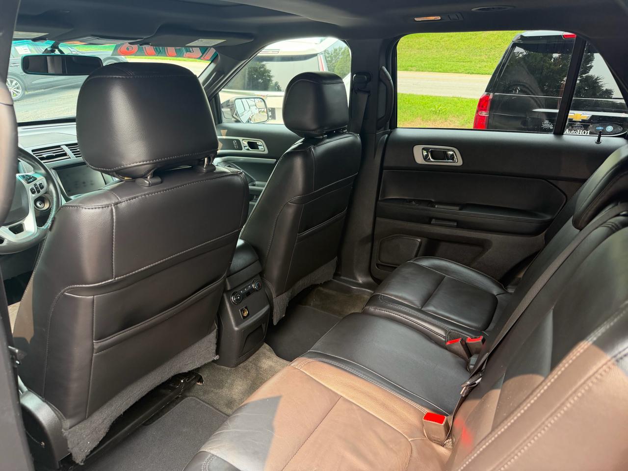 Ford Explorer XLT 4WD 2014