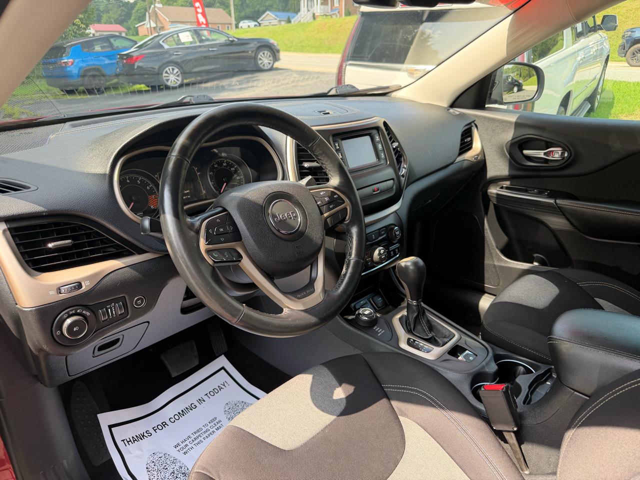 Jeep Cherokee Latitude 4WD 2014
