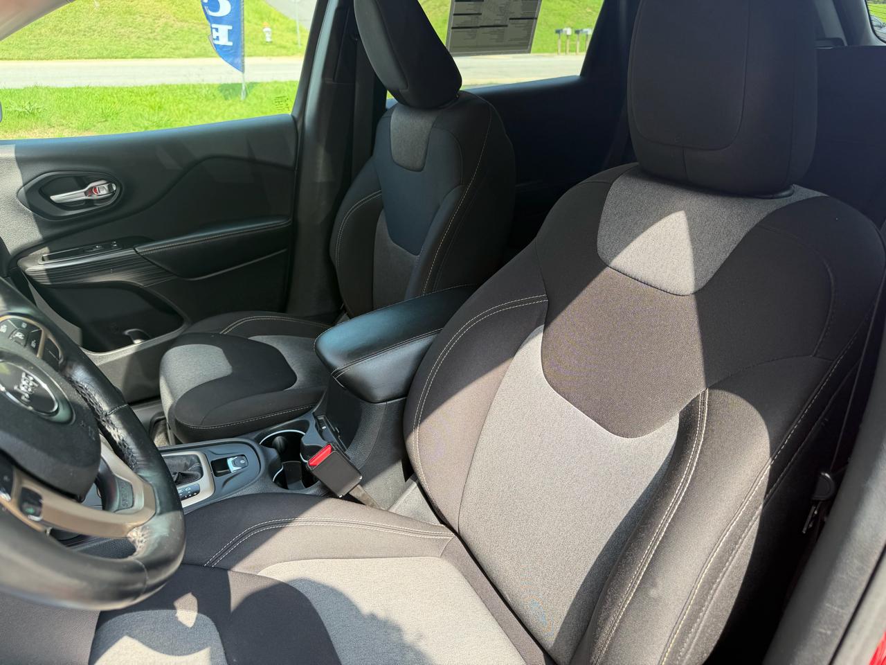 Jeep Cherokee Latitude 4WD 2014