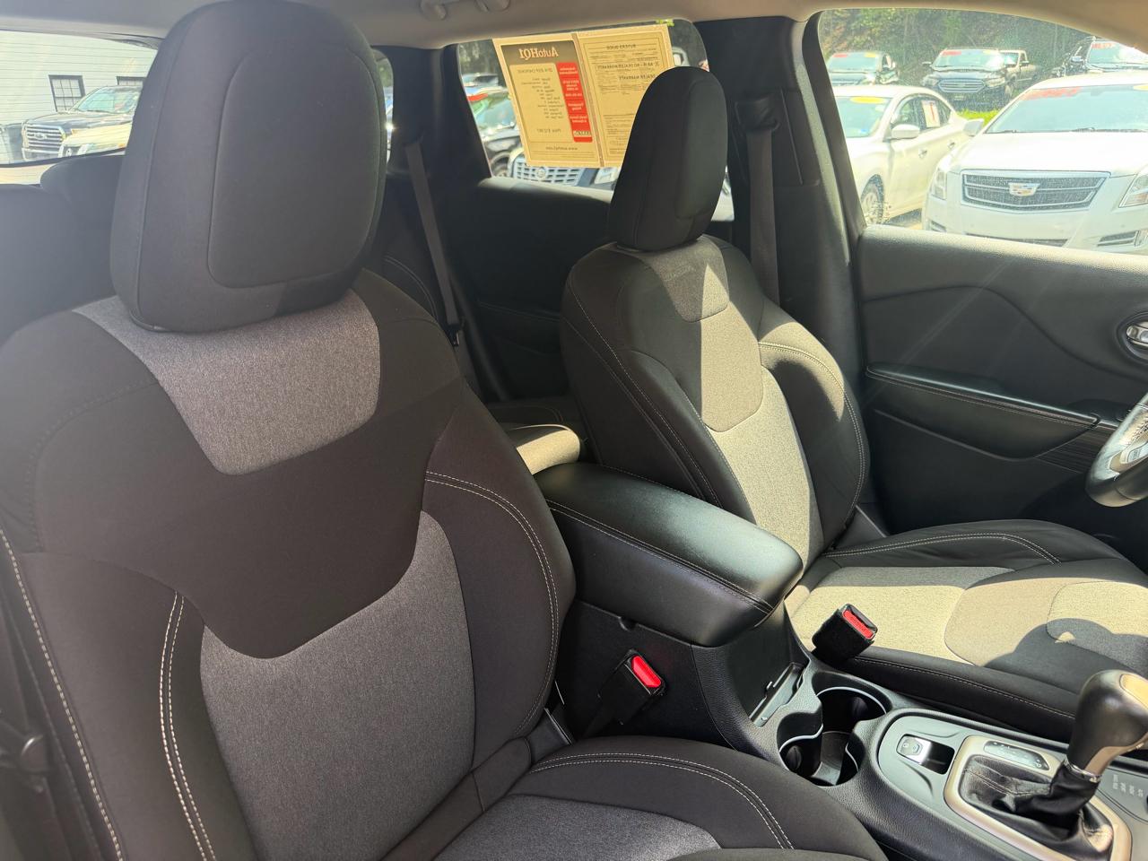 Jeep Cherokee Latitude 4WD 2014