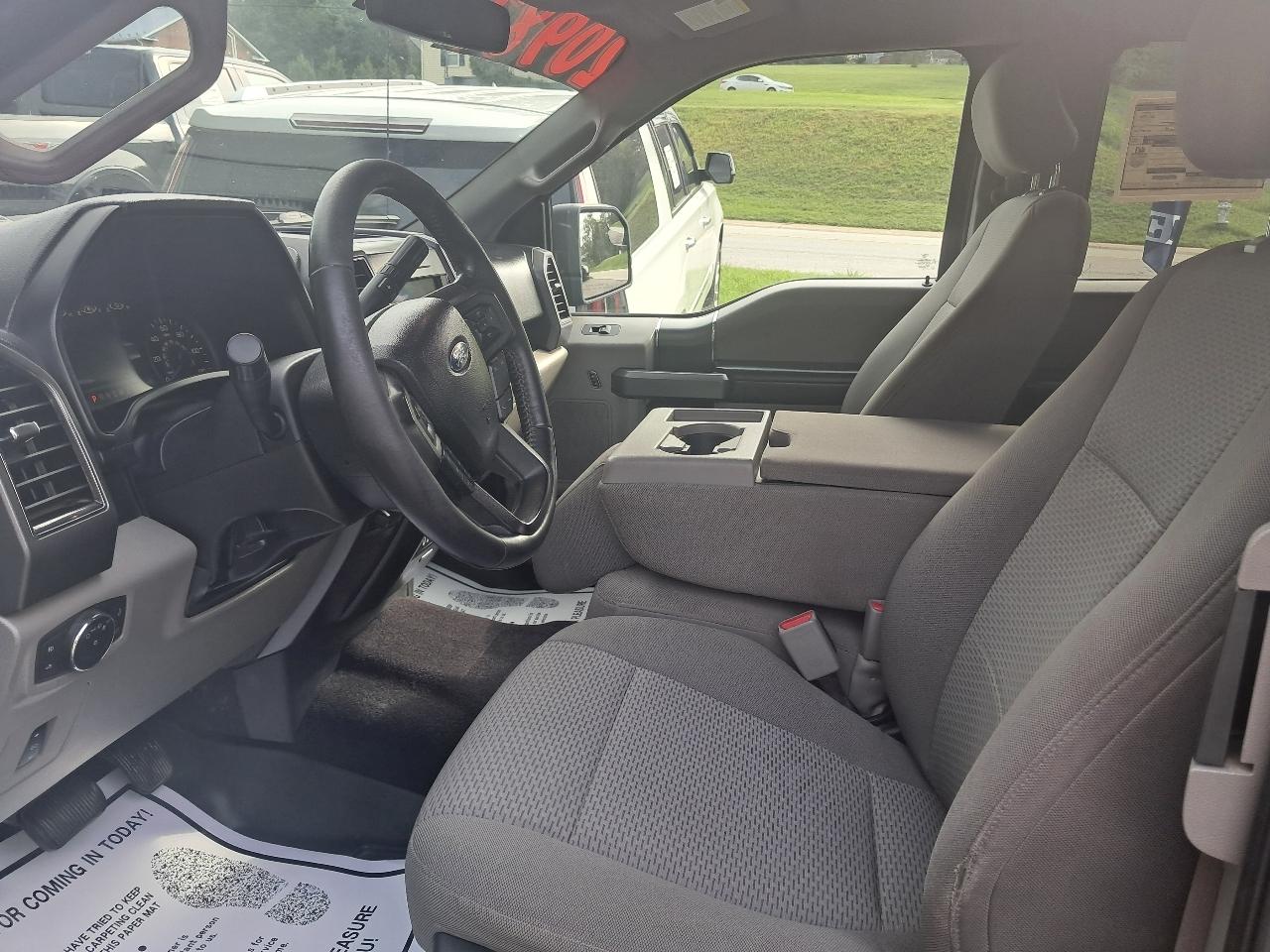 Ford F-150 XLT SuperCab 8-ft. Bed 4WD 2017