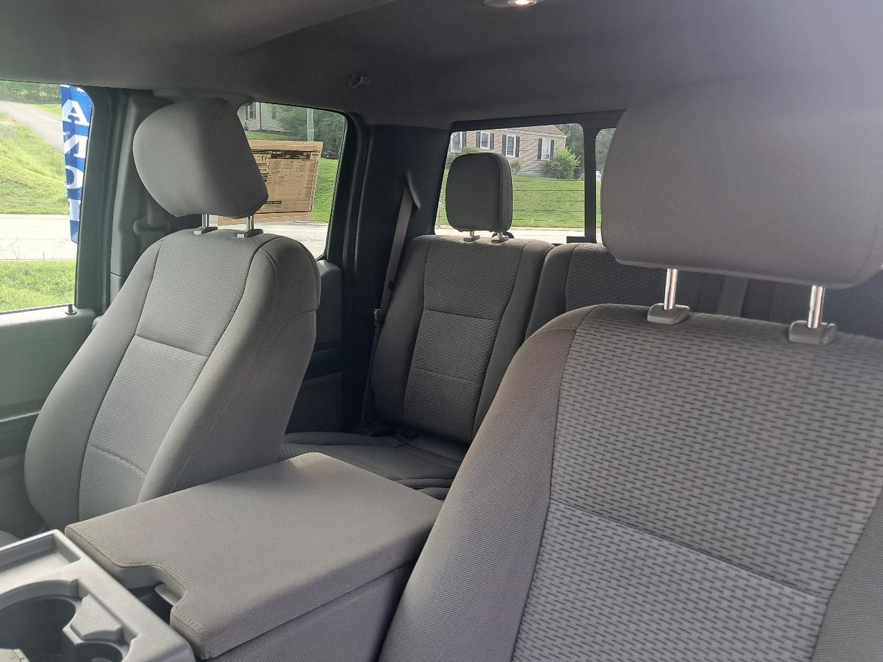 Ford F-150 XLT SuperCab 8-ft. Bed 4WD 2017