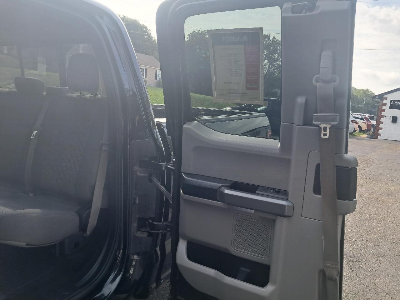 Ford F-150 XLT SuperCab 8-ft. Bed 4WD 2017