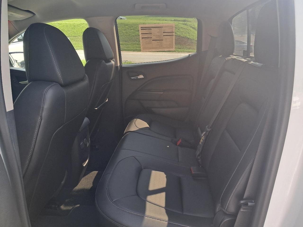 GMC Canyon SLT Crew Cab 4WD Short Box 2016