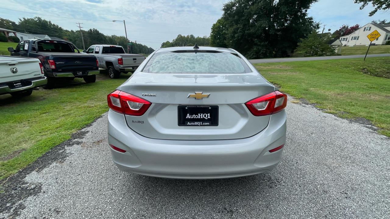 Chevrolet Cruze LS Auto 2017