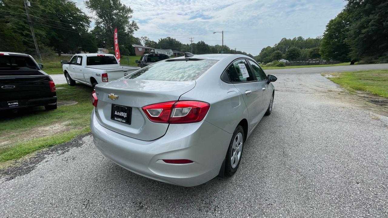 Chevrolet Cruze LS Auto 2017