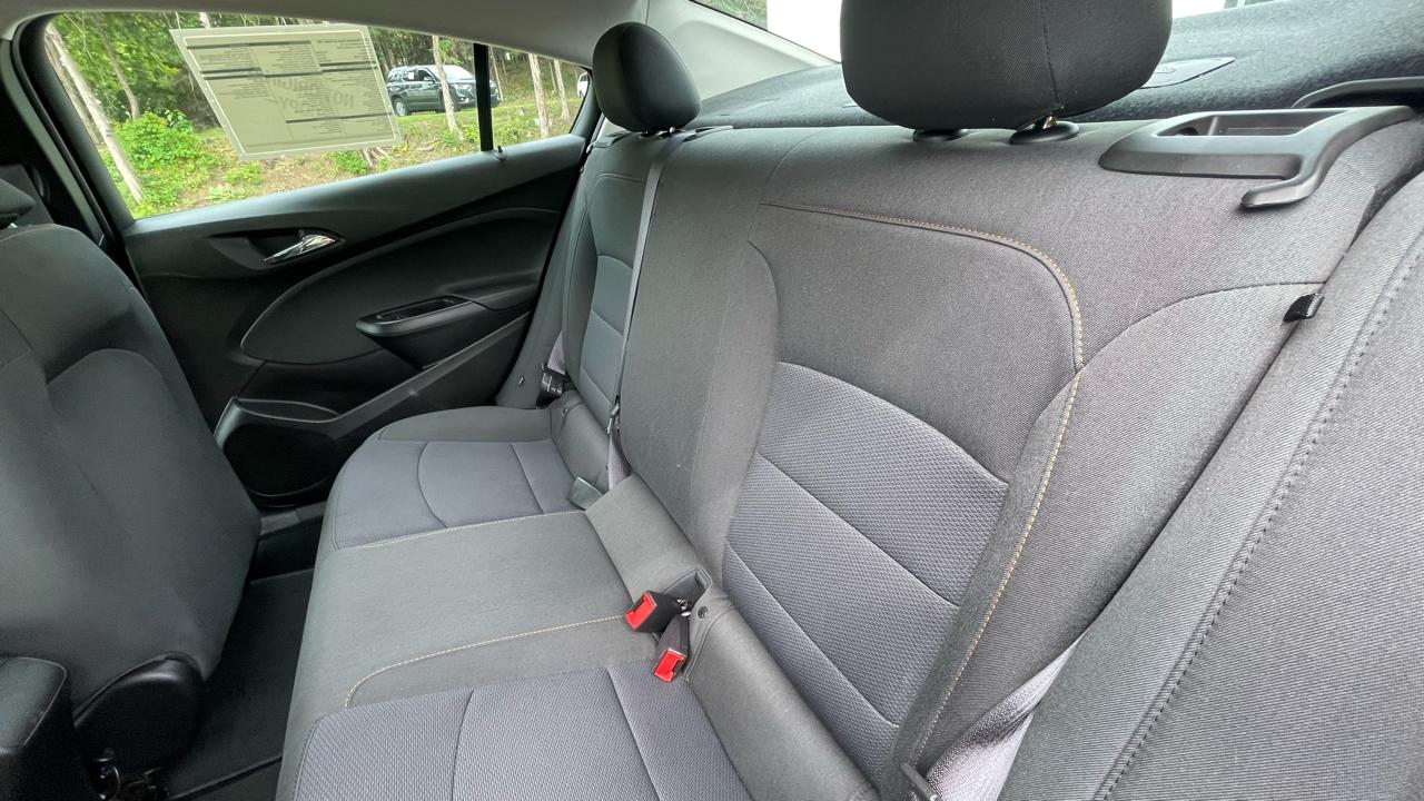 Chevrolet Cruze LS Auto 2017