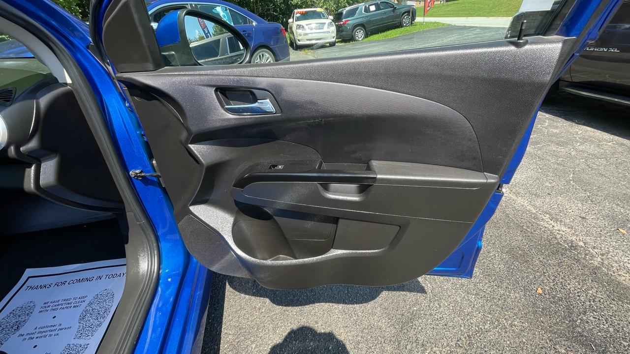Chevrolet Sonic LT Auto Sedan 2019