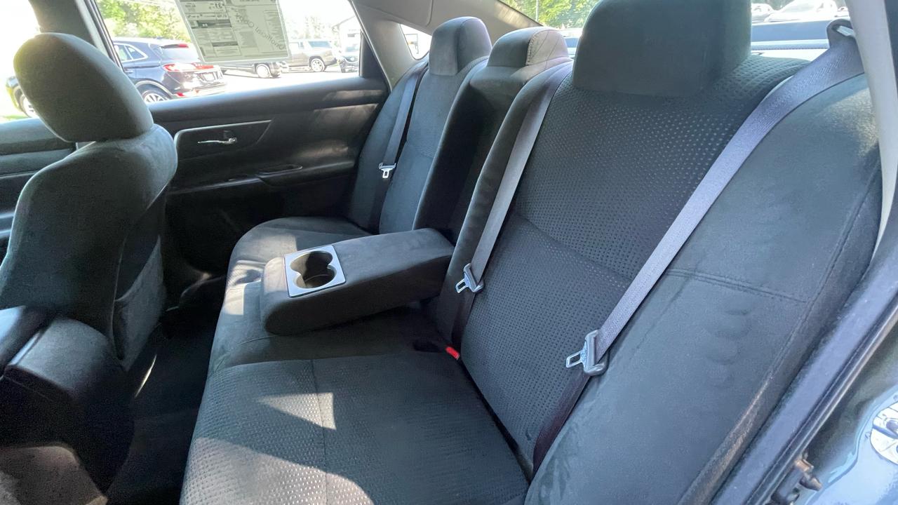 Nissan Altima 2.5 S 2015