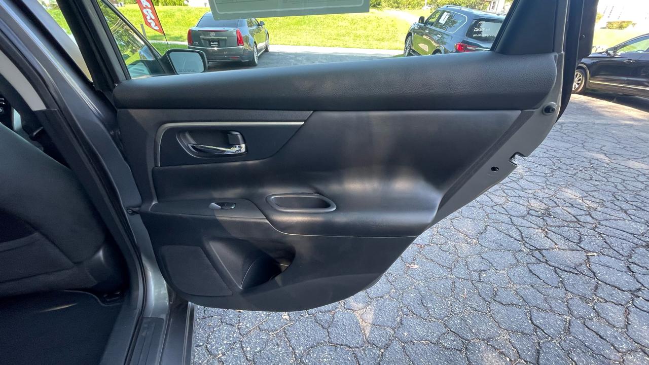 Nissan Altima 2.5 S 2015