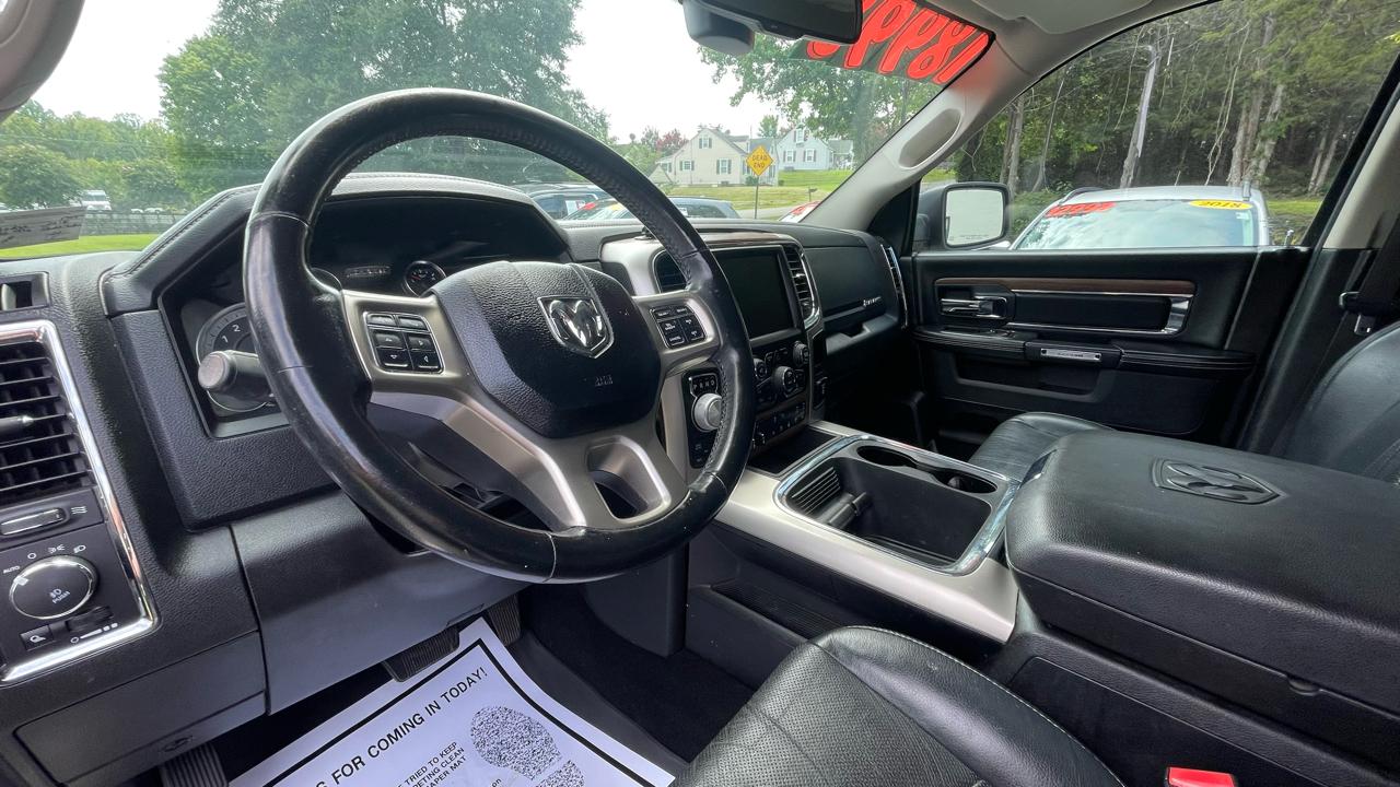 RAM 1500 Laramie Crew Cab SWB 4WD 2018