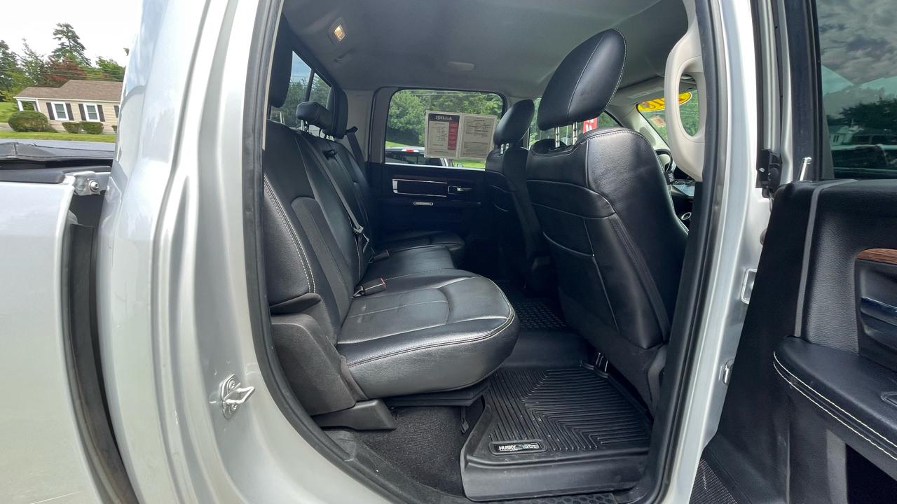 RAM 1500 Laramie Crew Cab SWB 4WD 2018