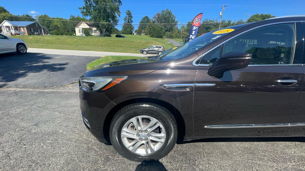 Buick Enclave Essence AWD 2018