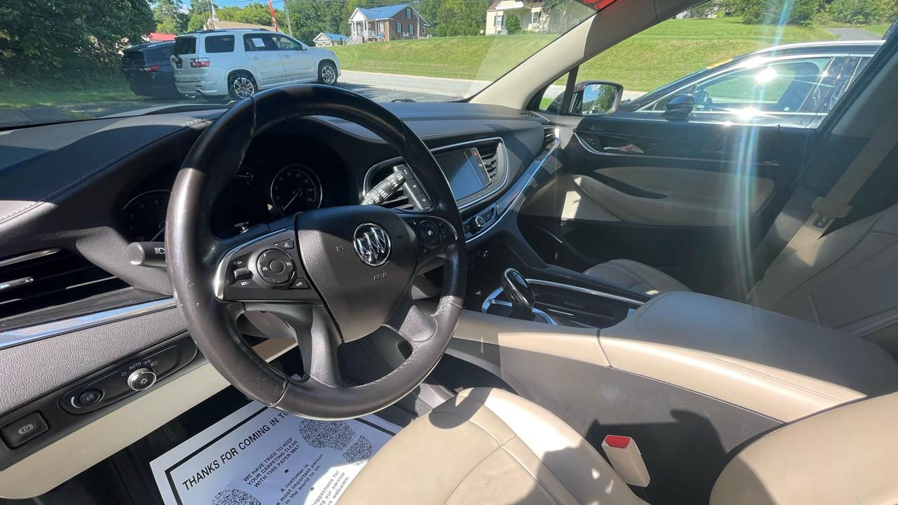 Buick Enclave Essence AWD 2018