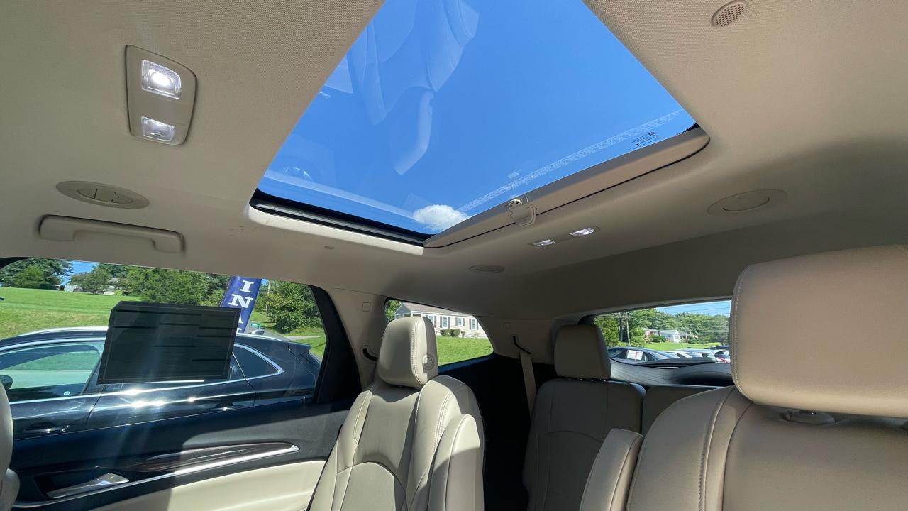 Buick Enclave Essence AWD 2018