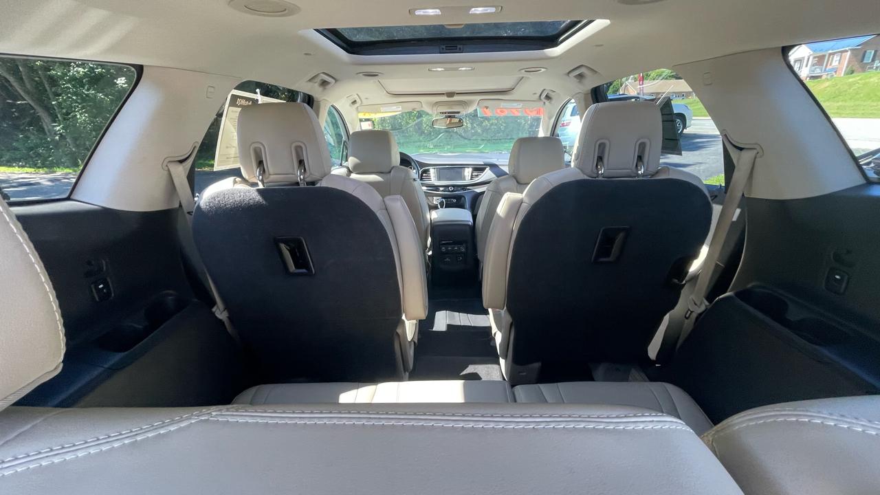 Buick Enclave Essence AWD 2018