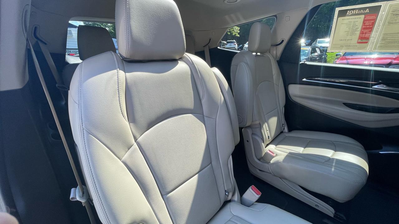 Buick Enclave Essence AWD 2018