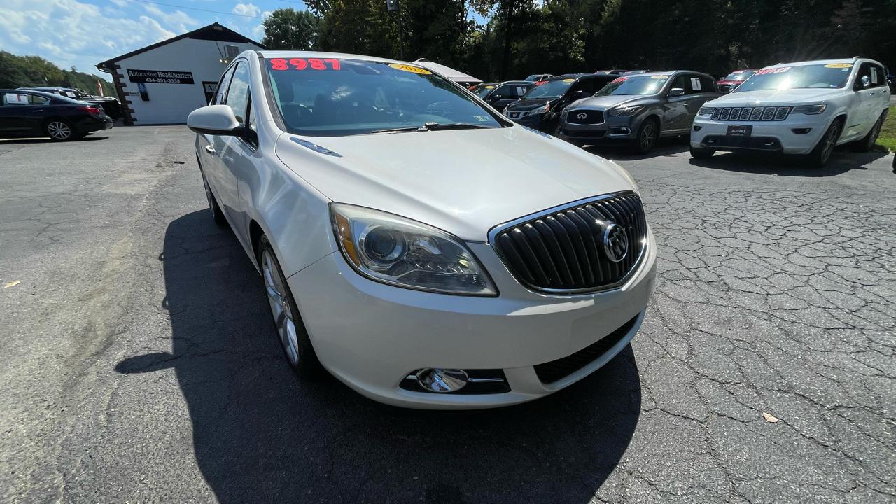 Buick Verano Base 2012