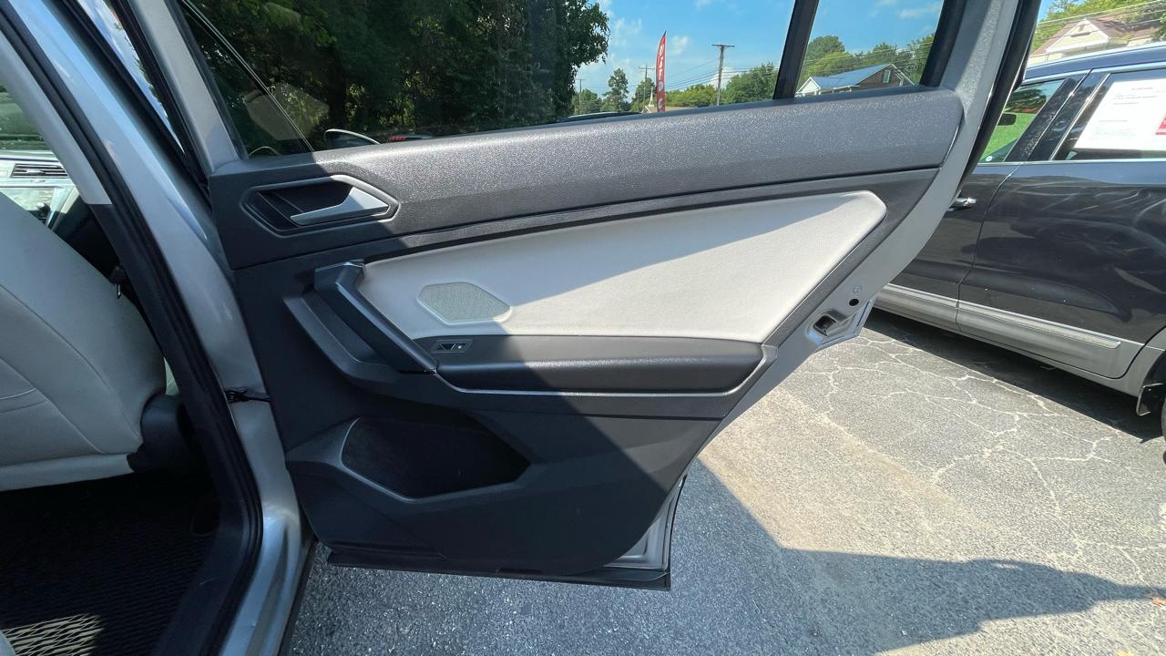 Volkswagen Tiguan SEL 4Motion AWD 2019