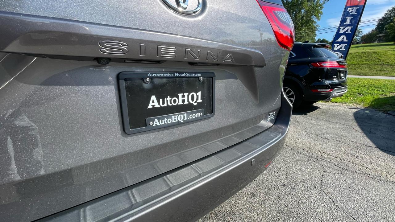 Toyota Sienna XLE 7-Passenger AWD 2017