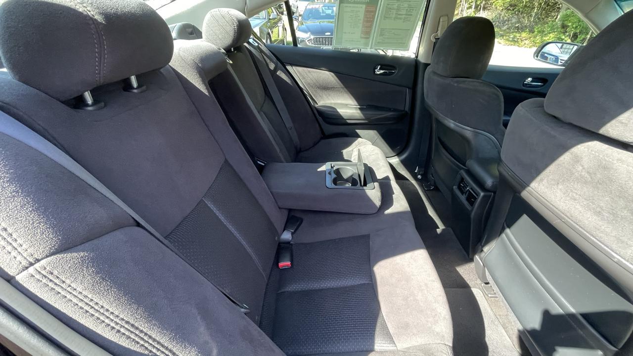 Nissan Maxima S 2012