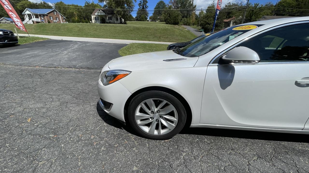 Buick Regal Premium II AWD 2016