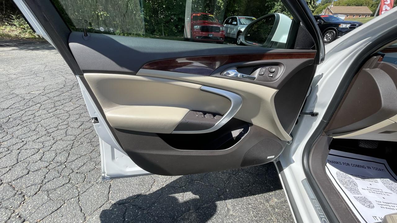 Buick Regal Premium II AWD 2016