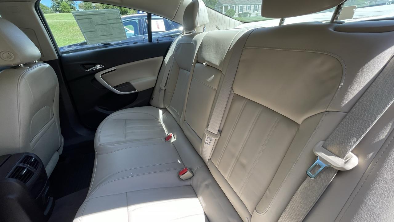 Buick Regal Premium II AWD 2016