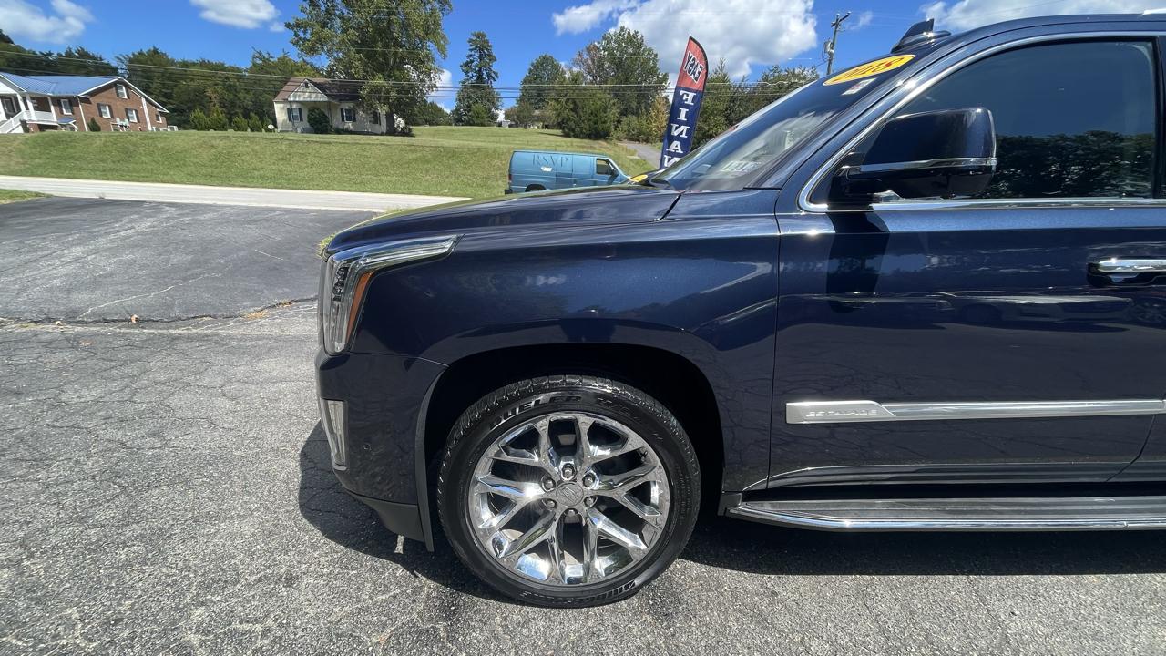 Cadillac Escalade ESV Luxury 4WD 2018