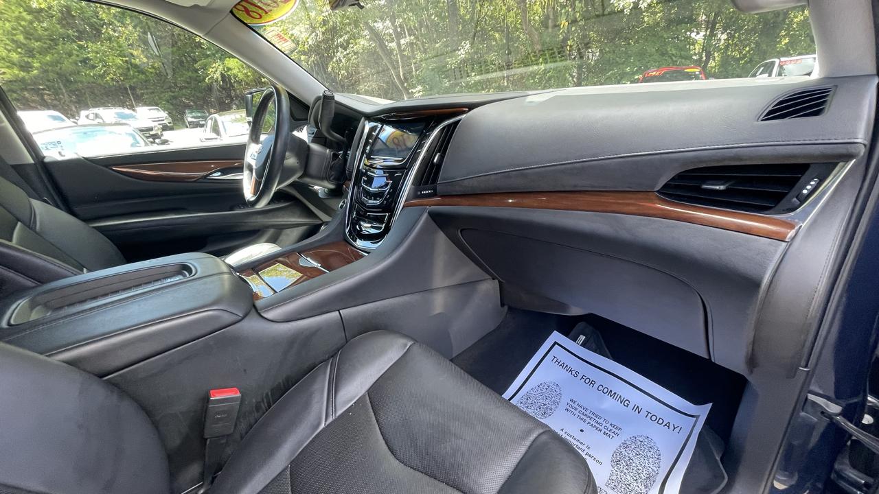 Cadillac Escalade ESV Luxury 4WD 2018