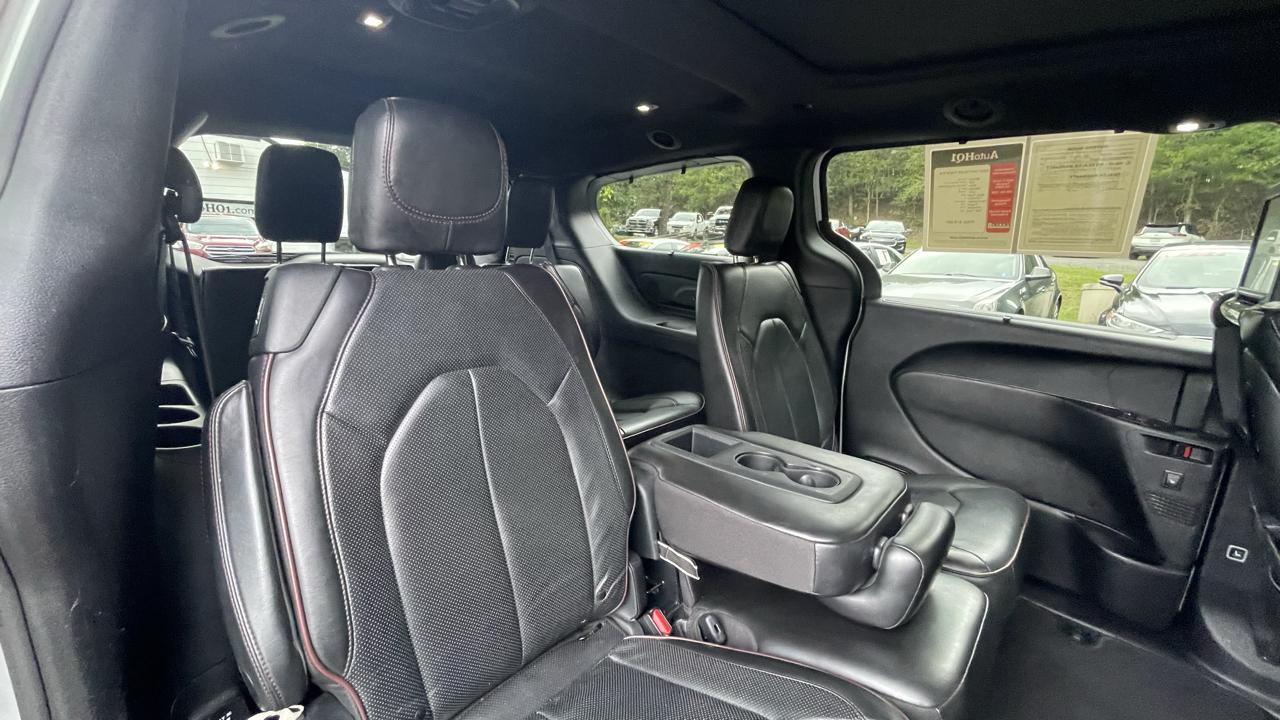 Chrysler Pacifica Limited 2020