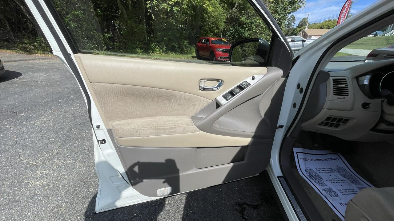 Nissan Murano S AWD 2014