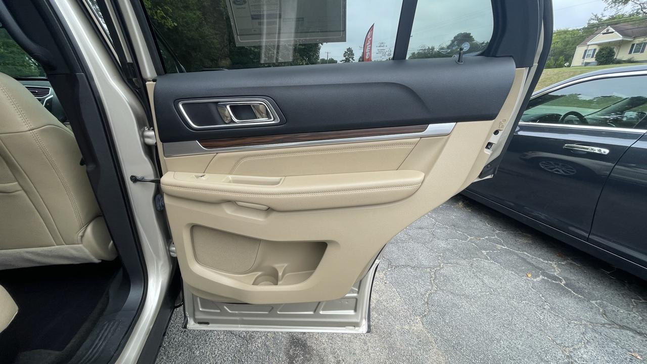 Ford Explorer Limited FWD 2017