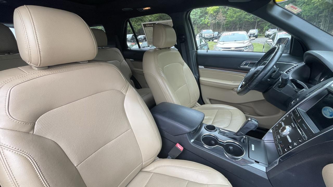 Ford Explorer Limited FWD 2017