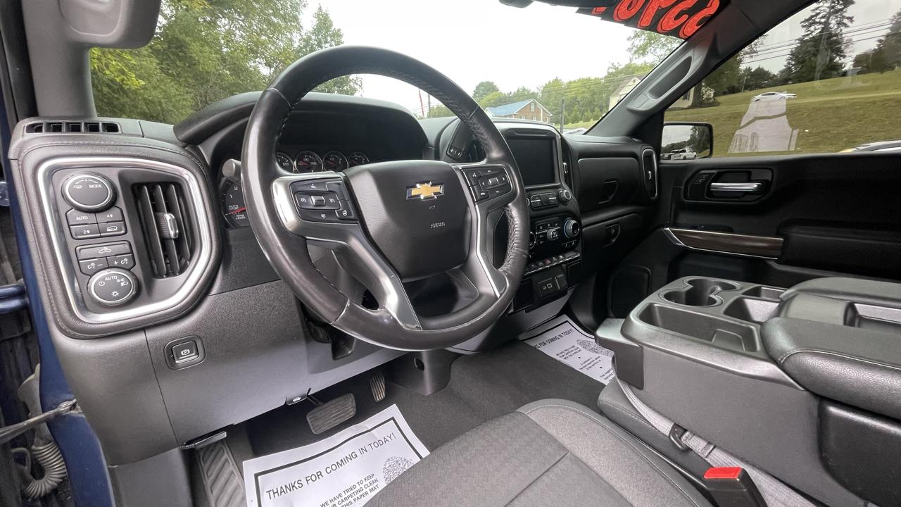 Chevrolet Silverado 1500 LT Crew Cab 4WD 2021