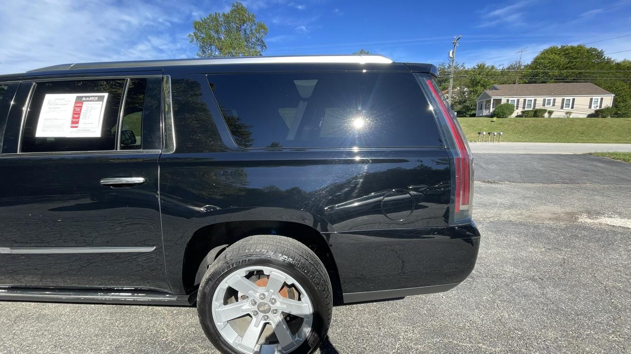 Cadillac Escalade ESV Premium 4WD 2016