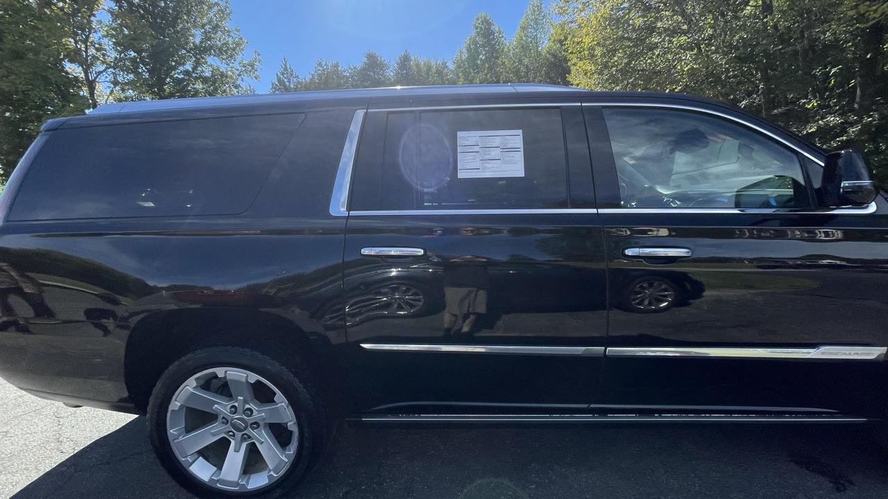 Cadillac Escalade ESV Premium 4WD 2016