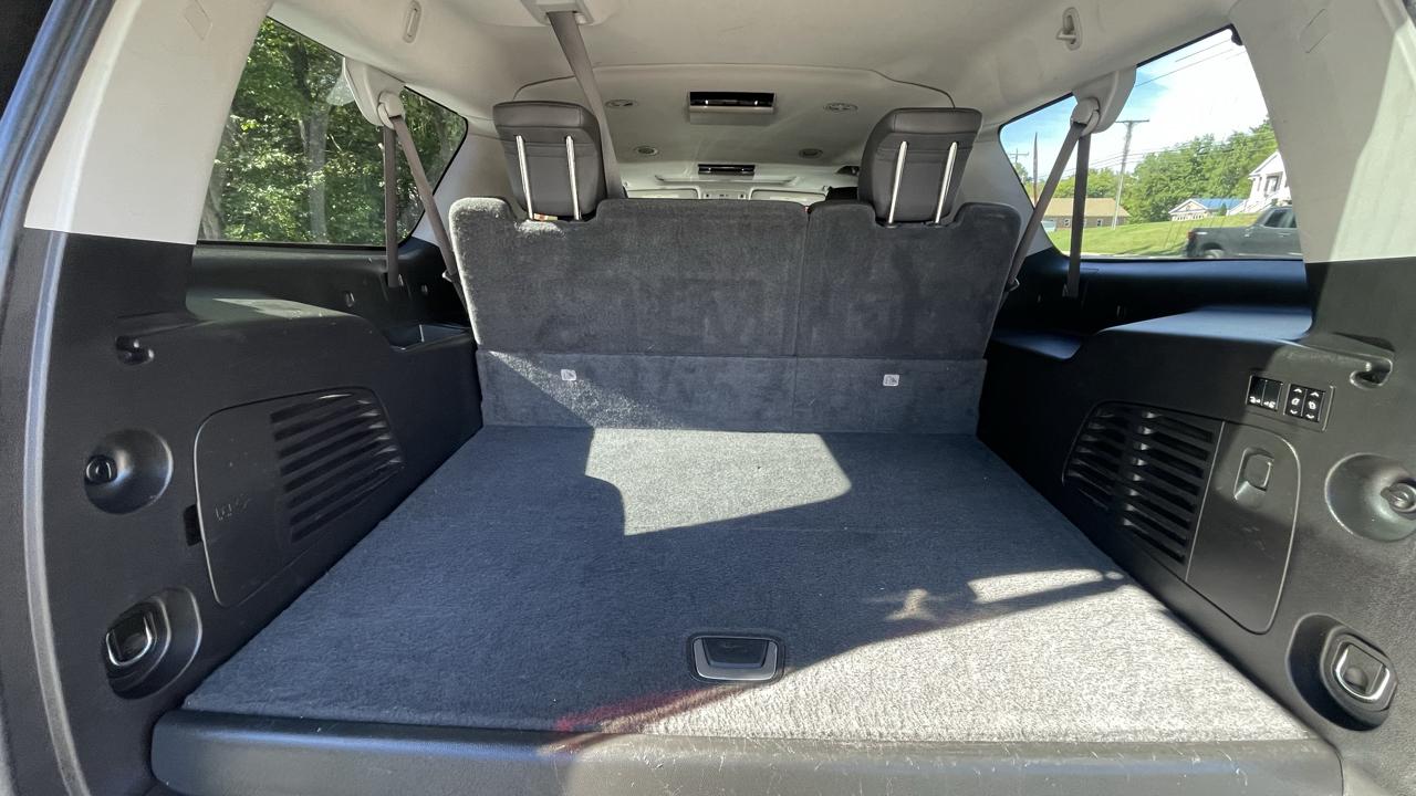 Cadillac Escalade ESV Premium 4WD 2016