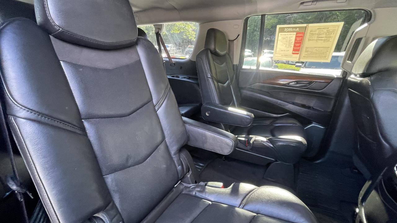 Cadillac Escalade ESV Premium 4WD 2016