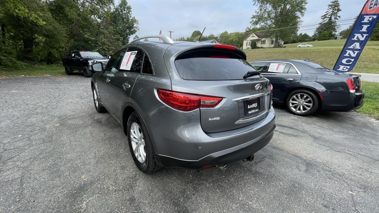 Infiniti QX70 Base AWD 2017