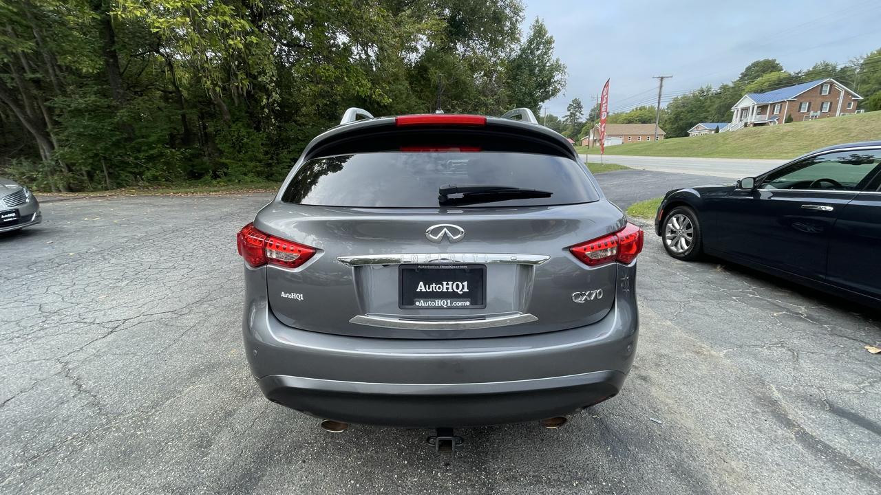 Infiniti QX70 Base AWD 2017