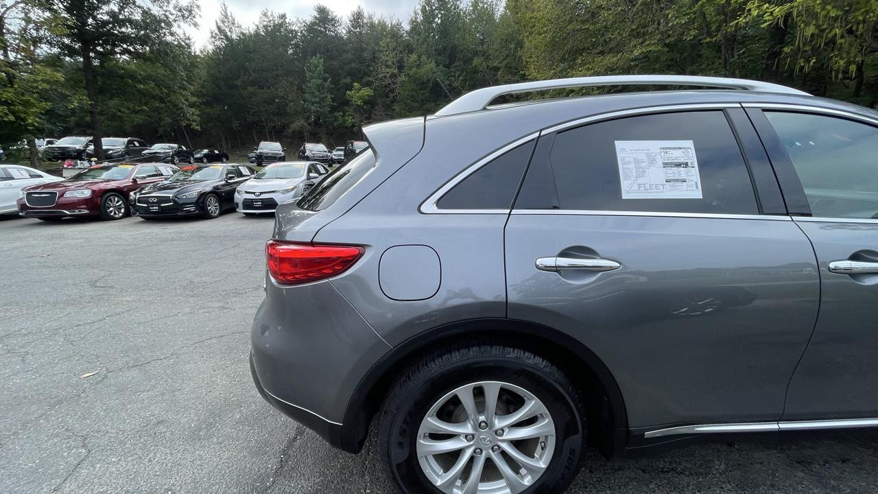 Infiniti QX70 Base AWD 2017