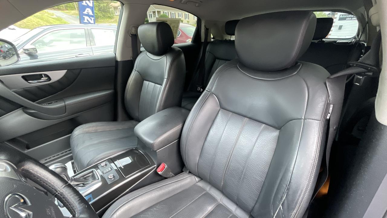 Infiniti QX70 Base AWD 2017