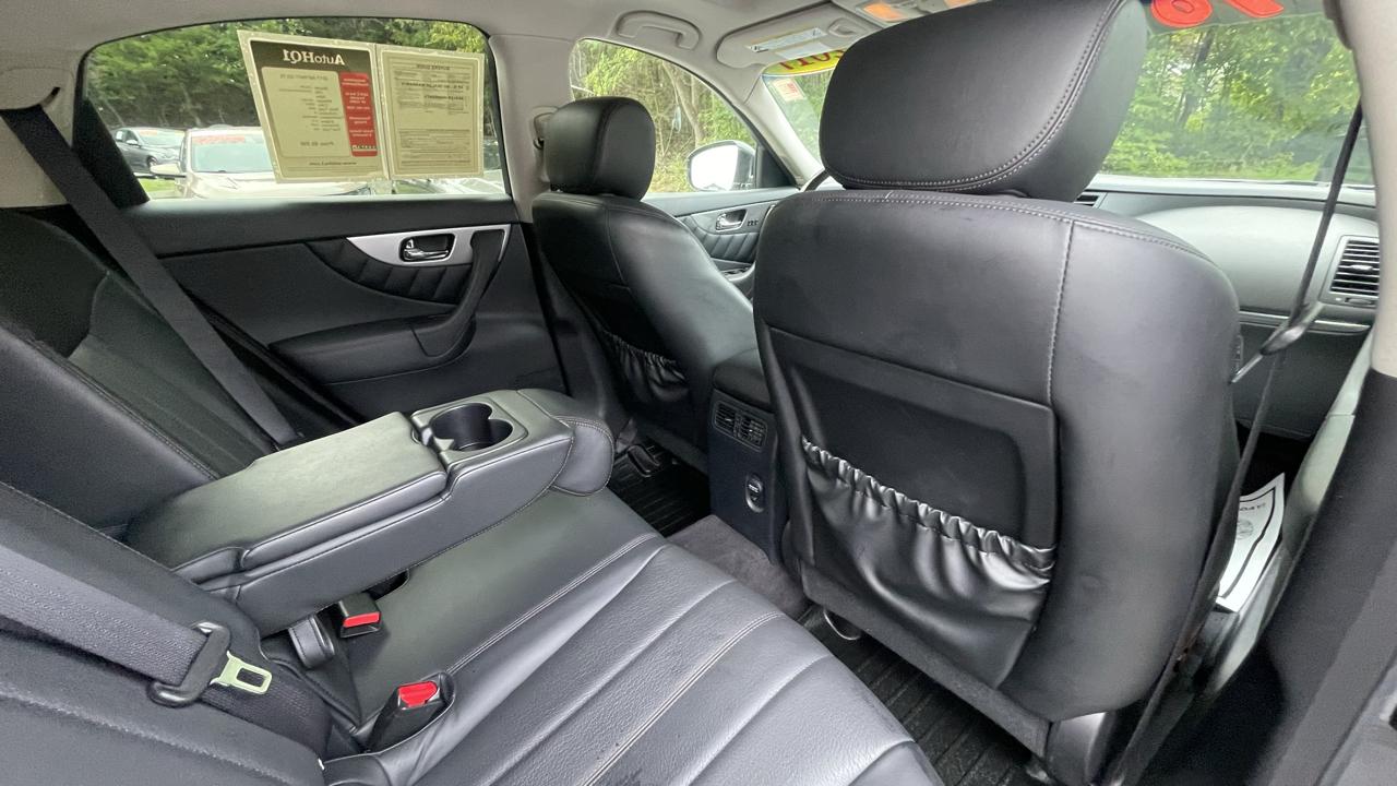Infiniti QX70 Base AWD 2017