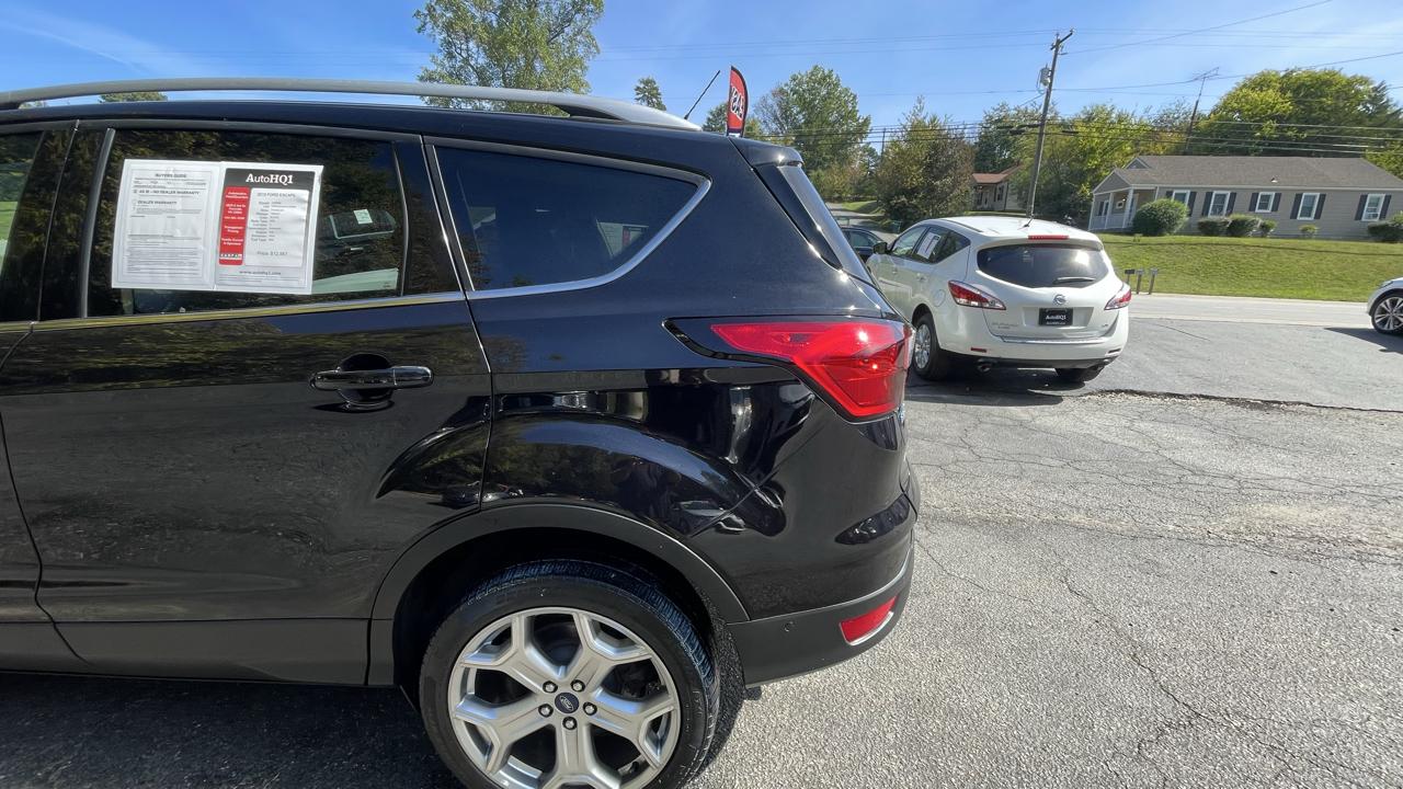 Ford Escape Titanium 4WD 2019