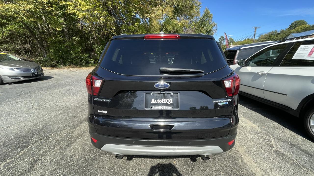 Ford Escape Titanium 4WD 2019