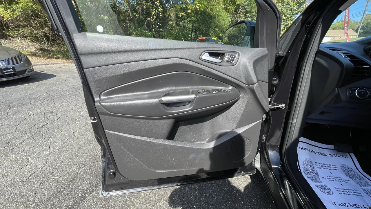 Ford Escape Titanium 4WD 2019