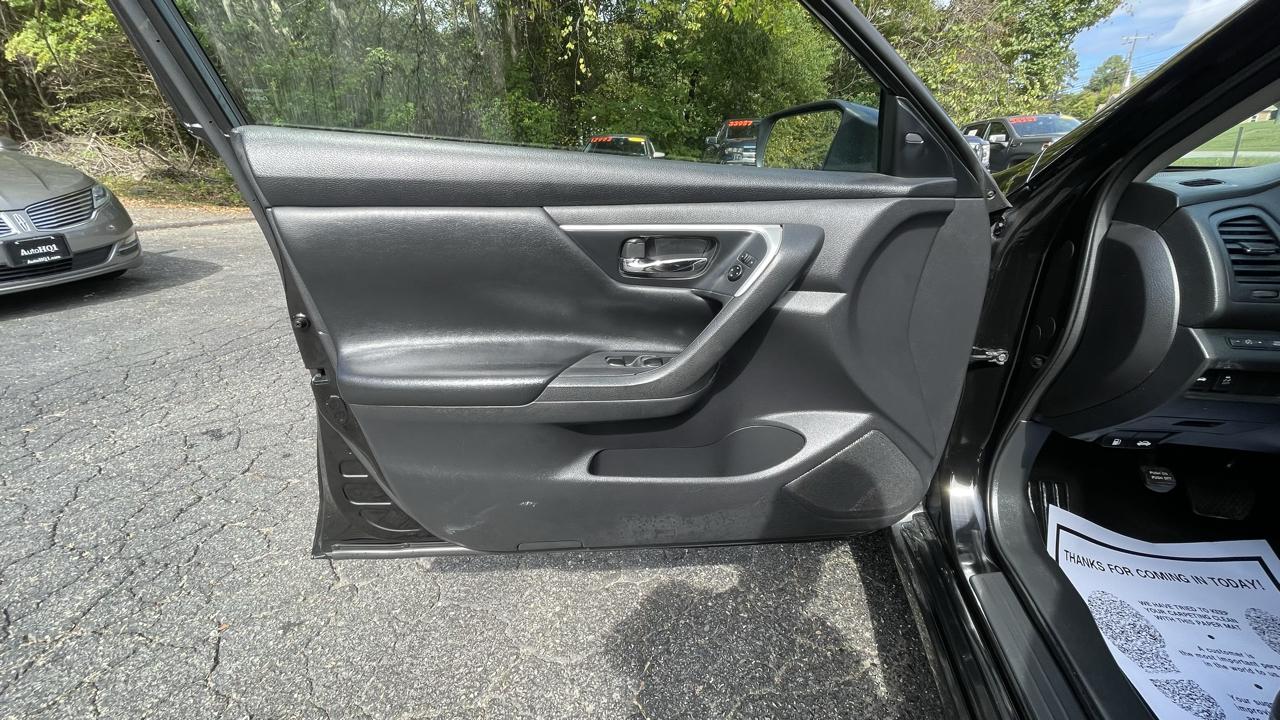 Nissan Altima 2.5 SV 2017